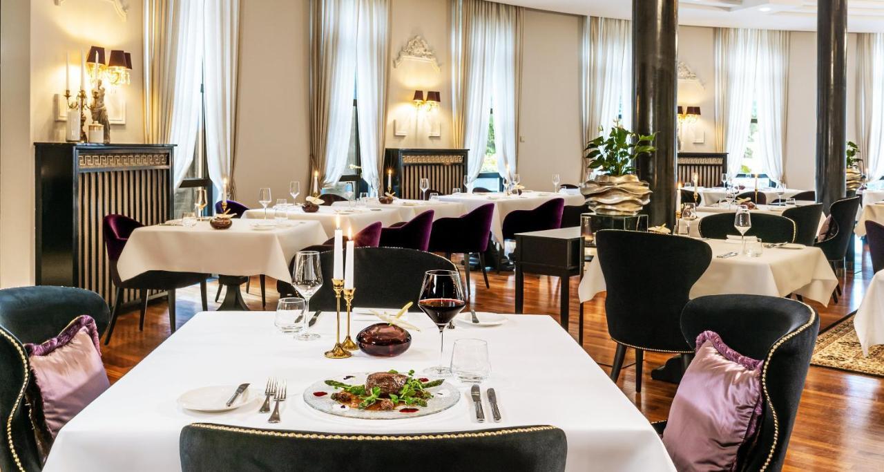 Victor'S Residenz-Hotel Schloss Berg Nennig Eksteriør billede Restaurant