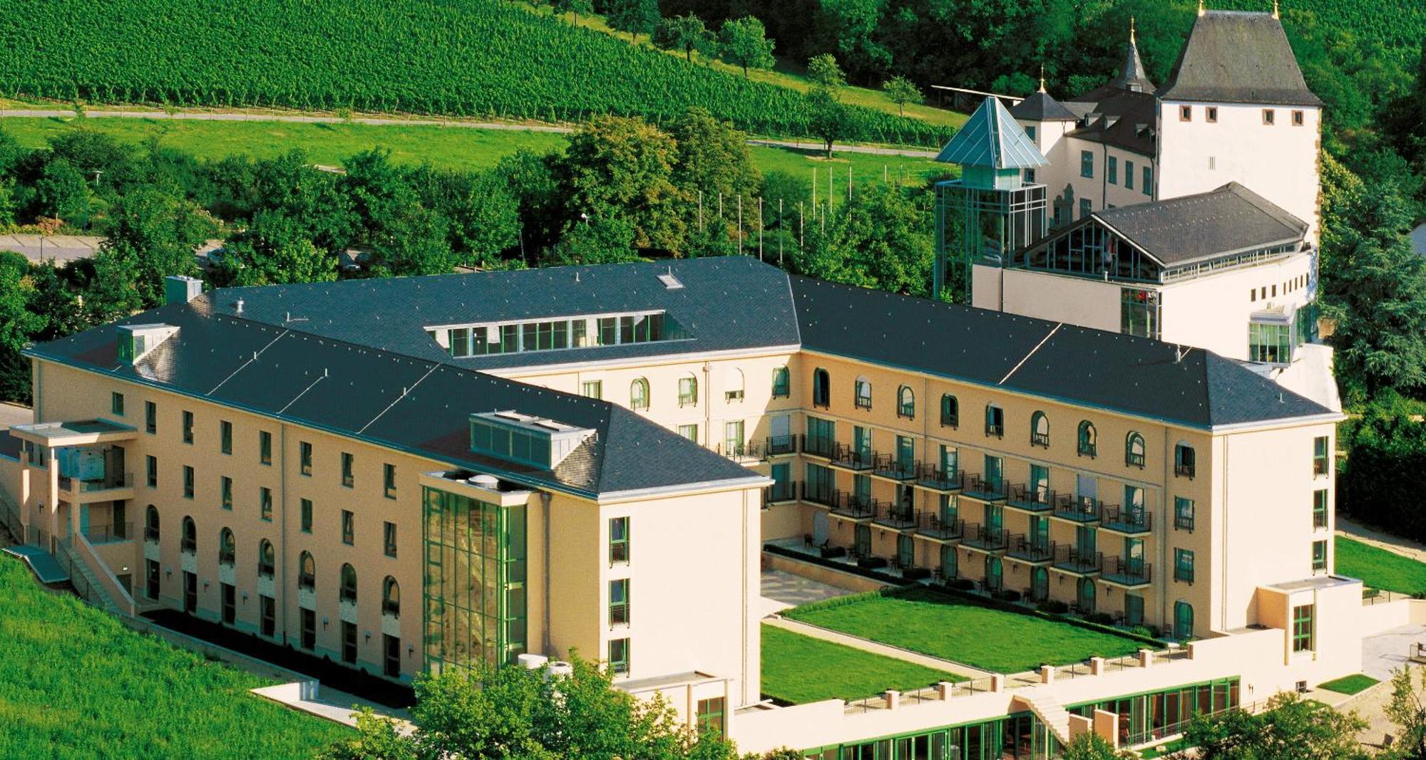 Victor'S Residenz-Hotel Schloss Berg Nennig Eksteriør billede The University of Luxembourg